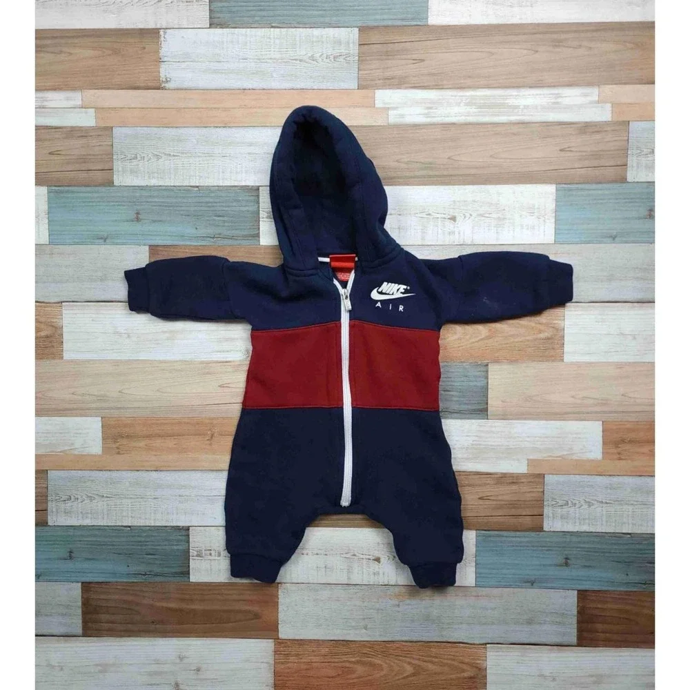 Nike Air Gym Red Hooded Zipper Color-Block Logo Bodysuit‎ Infant 3/6M